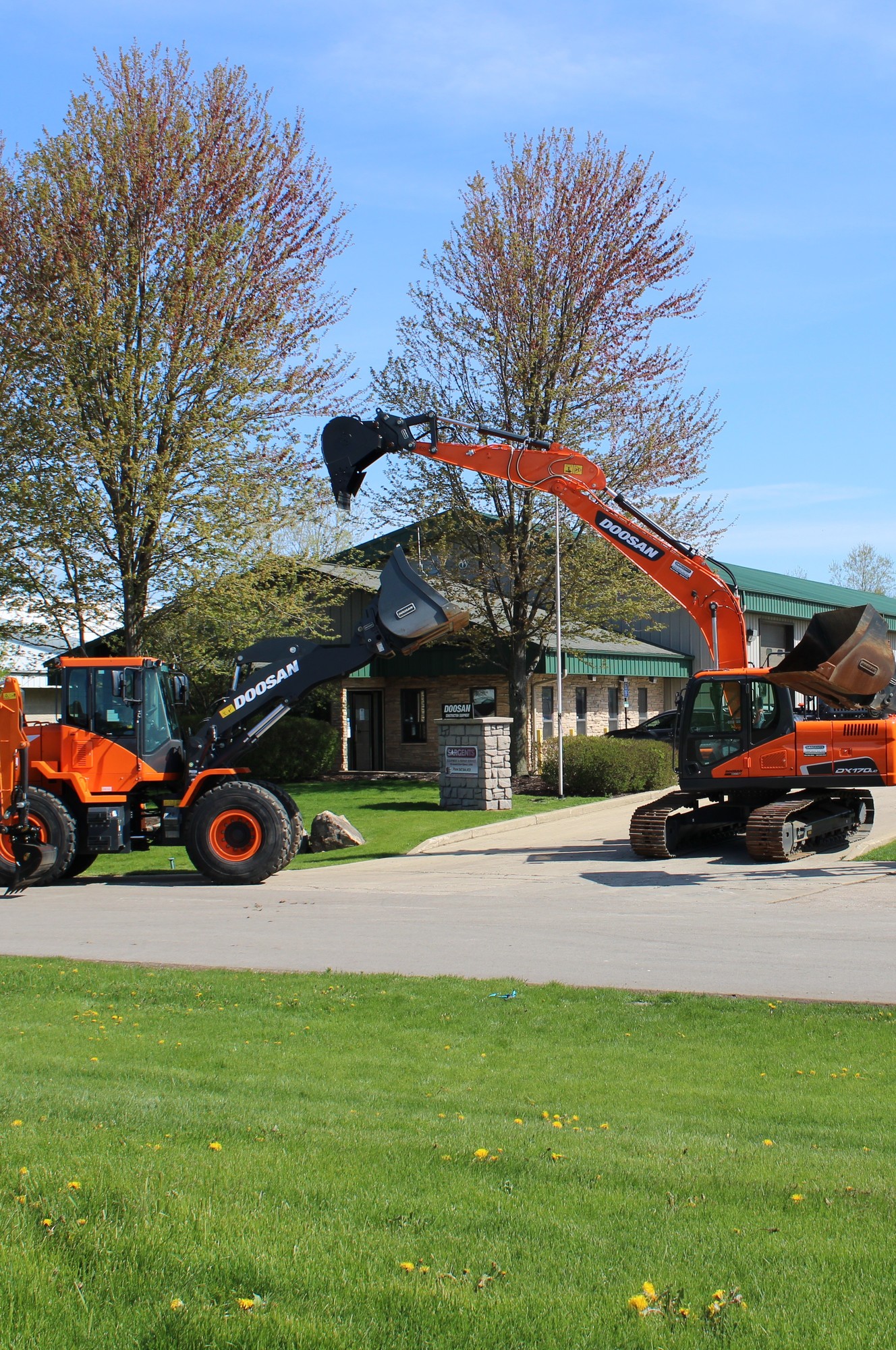 Sargents Equipment & Repair Service Gilberts