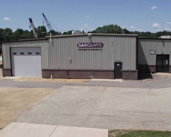 Sargents Equipment and Repair Service Pardeeville, WI location