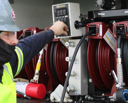 moble lube truck hose and controls
